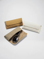 Load image into Gallery viewer, Genuine Leather Portable Sunglasses Case Women N6B204