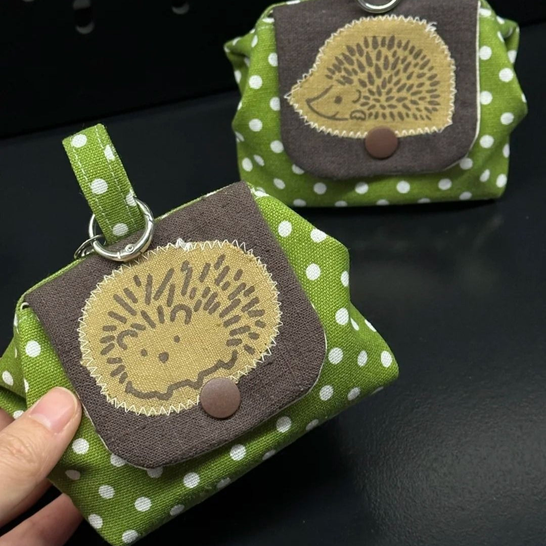 Hedgehog Embroidery Coin Purse Polka Dot Canvas Pouch N6G111