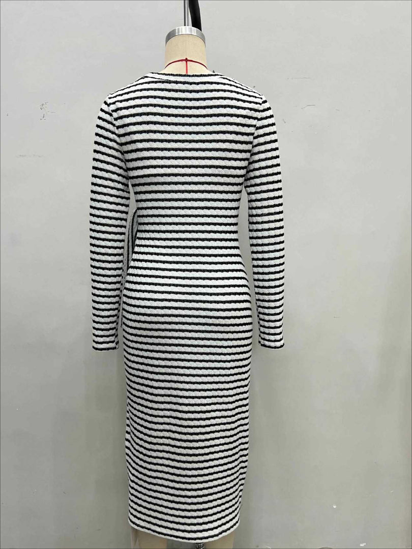 Black White Stripe Twist Knot Side Slit Bodycon Dress N6D208