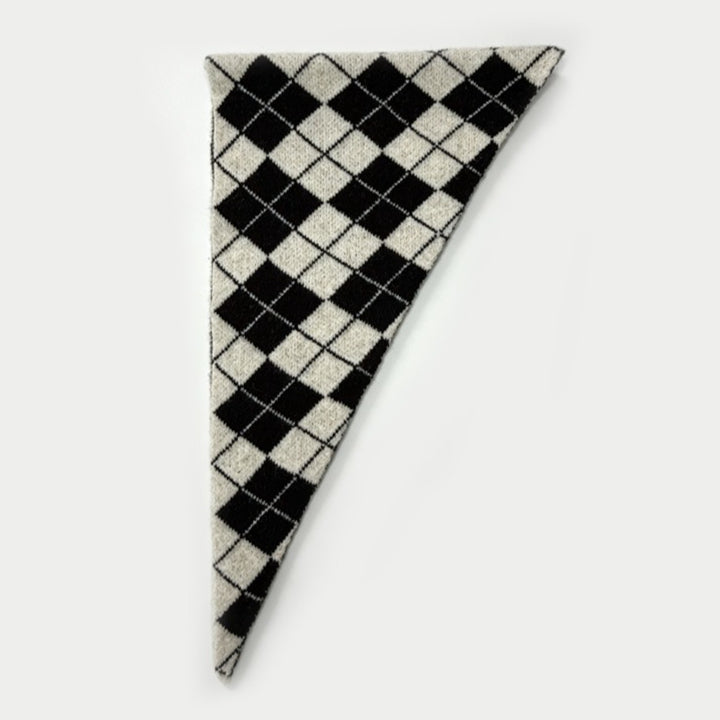 Women's Wool Blend Diamond Knit Triangle Scarf N6J124