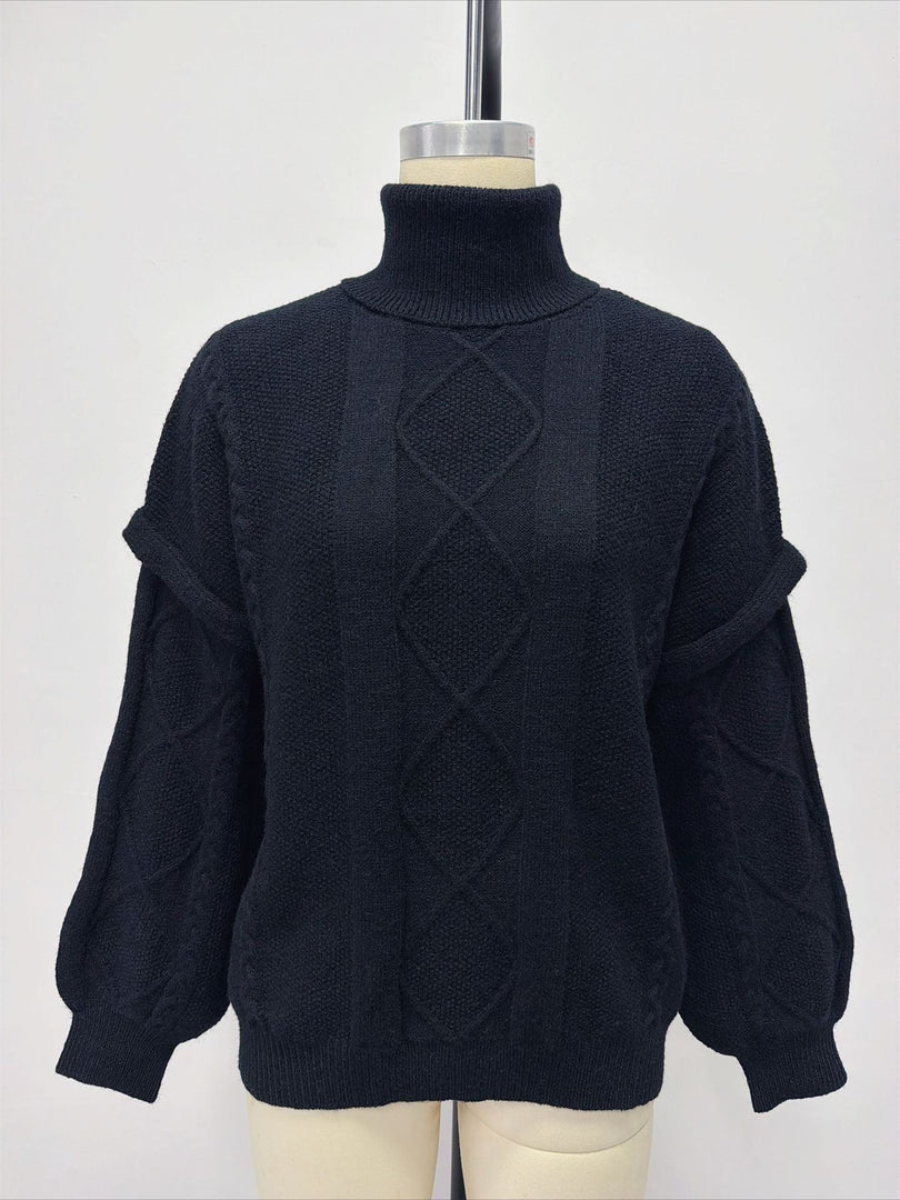 Oversized Cable Knit Turtleneck Arctic Fleece Pullover N6G182
