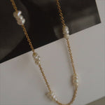 Load image into Gallery viewer, Natural Rice Pearl Minimalist Choker Necklace Women N6H173