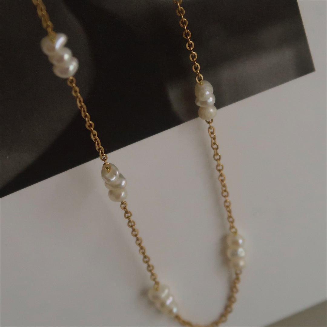 Natural Rice Pearl Minimalist Choker Necklace Women N6H173