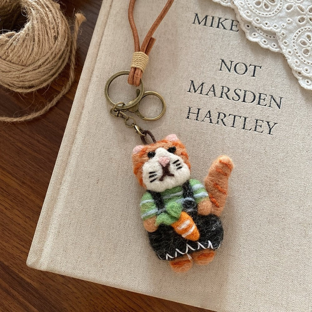 Nepal Handmade Wool Felt Animal Charm Keychain N6G036