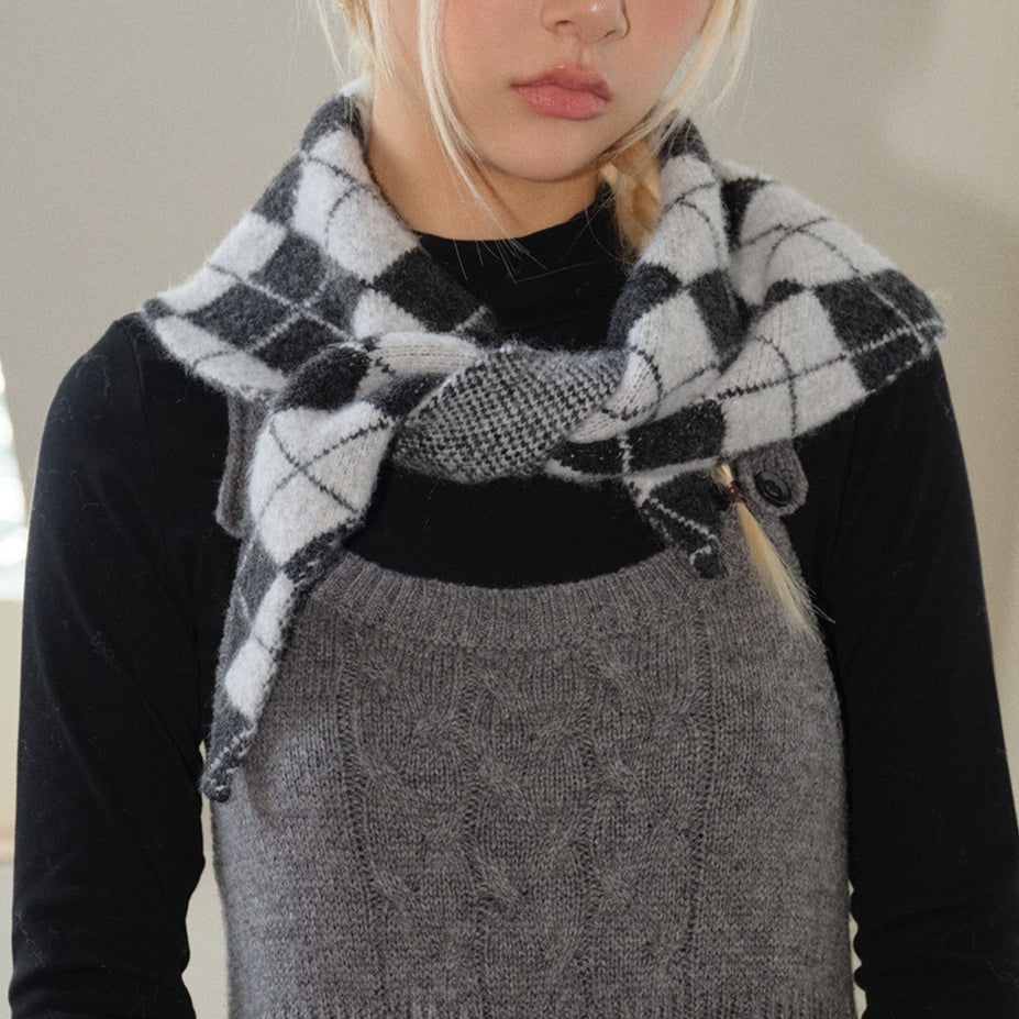 Women's Wool Blend Diamond Knit Triangle Scarf N6J124