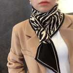Load image into Gallery viewer, Houndstooth Knit Narrow Scarf with Small Ears N6H307