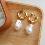 Load image into Gallery viewer, Pearl Ear Cuff Long Earring Titanium Steel Vintage N6H174