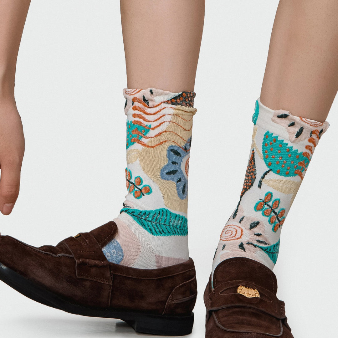 3D Floral Embossed Seamless Mid-Calf Socks Women N6H010