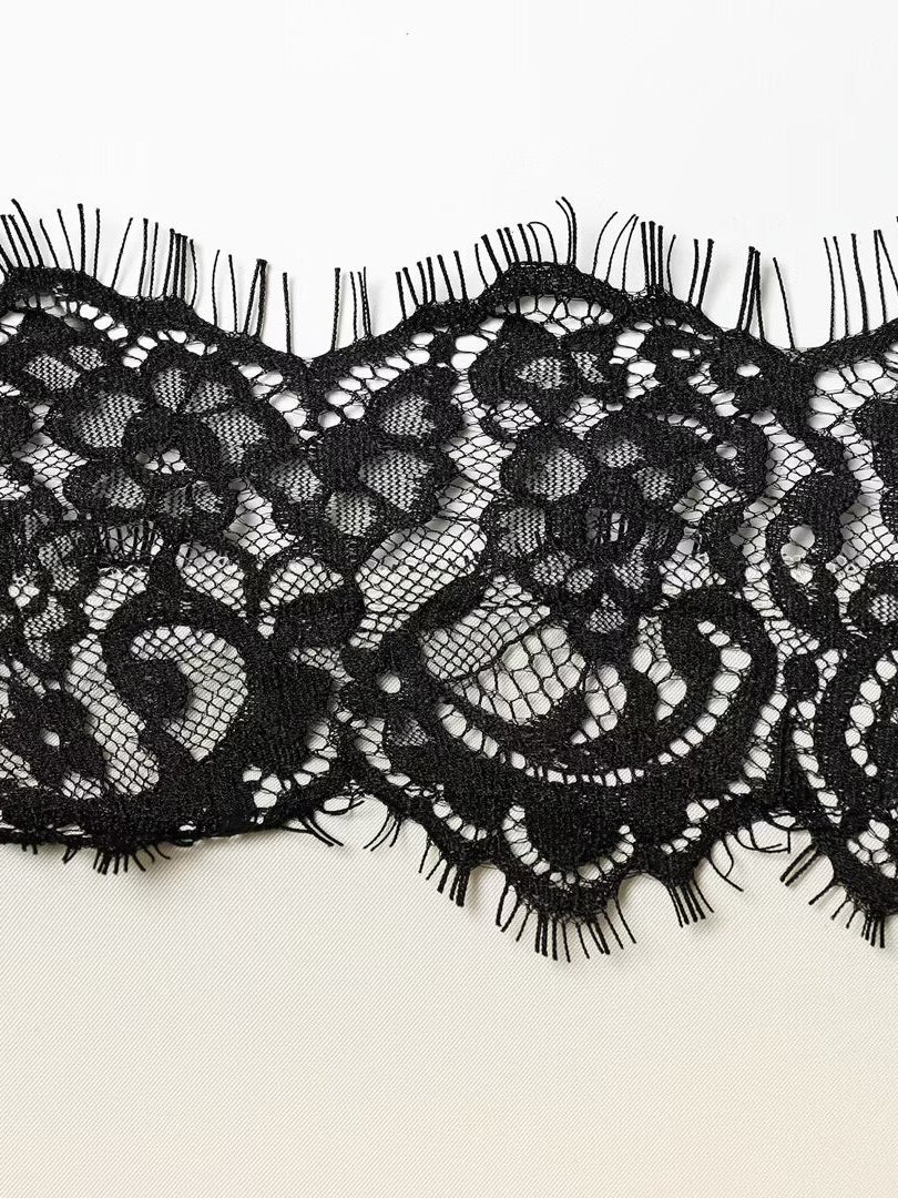 Lace Trim Contrast Camisole Top Slim Fit N6F209