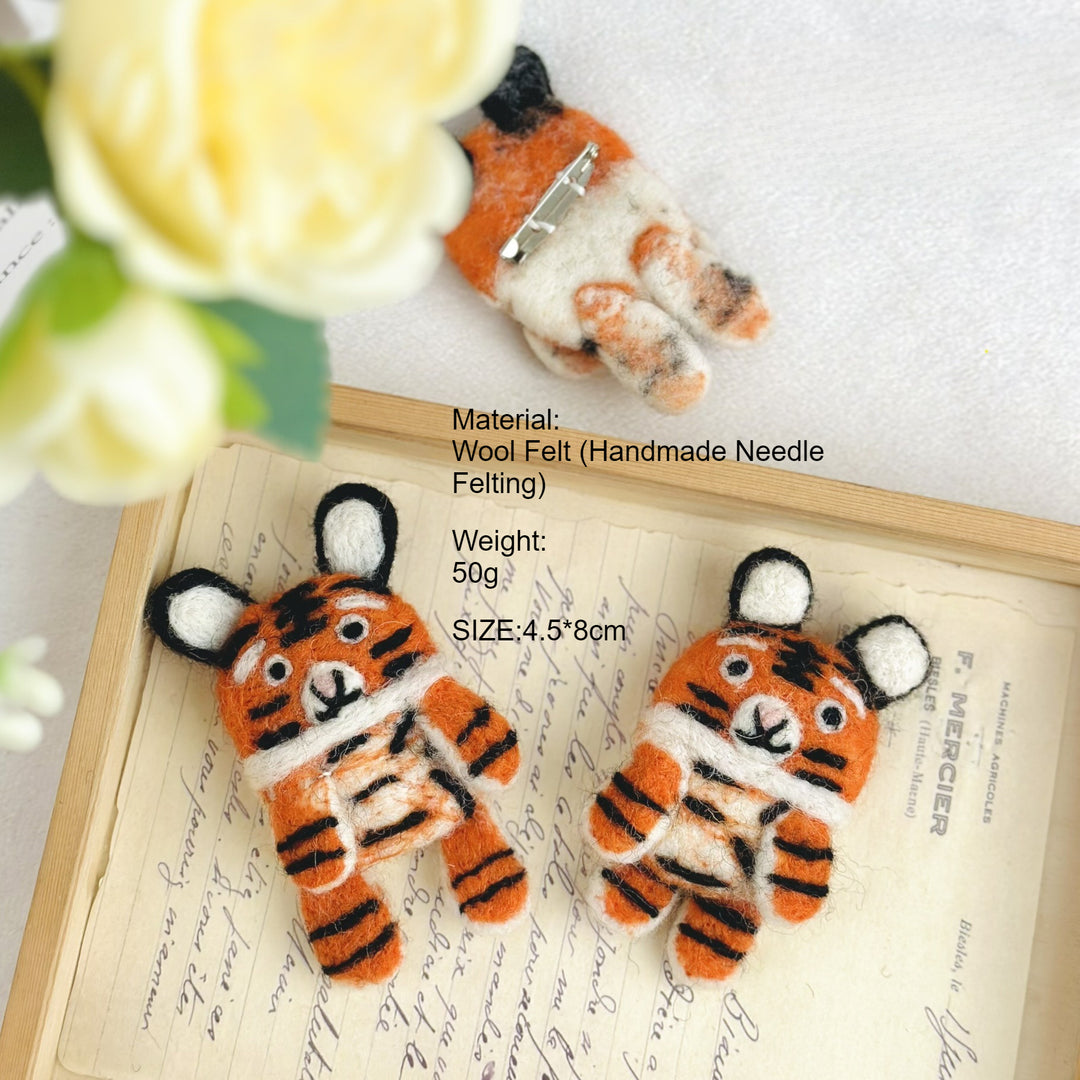 Handmade Wool Felt Animal Brooch Cute Cat Bear Pin N6G029