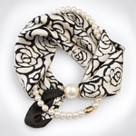 Load image into Gallery viewer, Womens Pearl Magnetic Clasp Floral Skinny Scarf N6K262