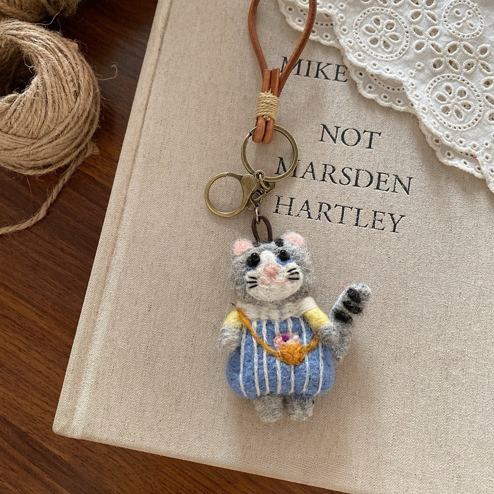 Nepal Handmade Wool Felt Animal Charm Keychain N6G036