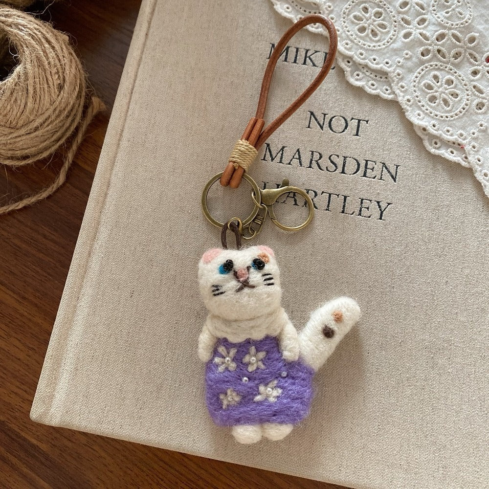 Nepal Handmade Wool Felt Animal Charm Keychain N6G036