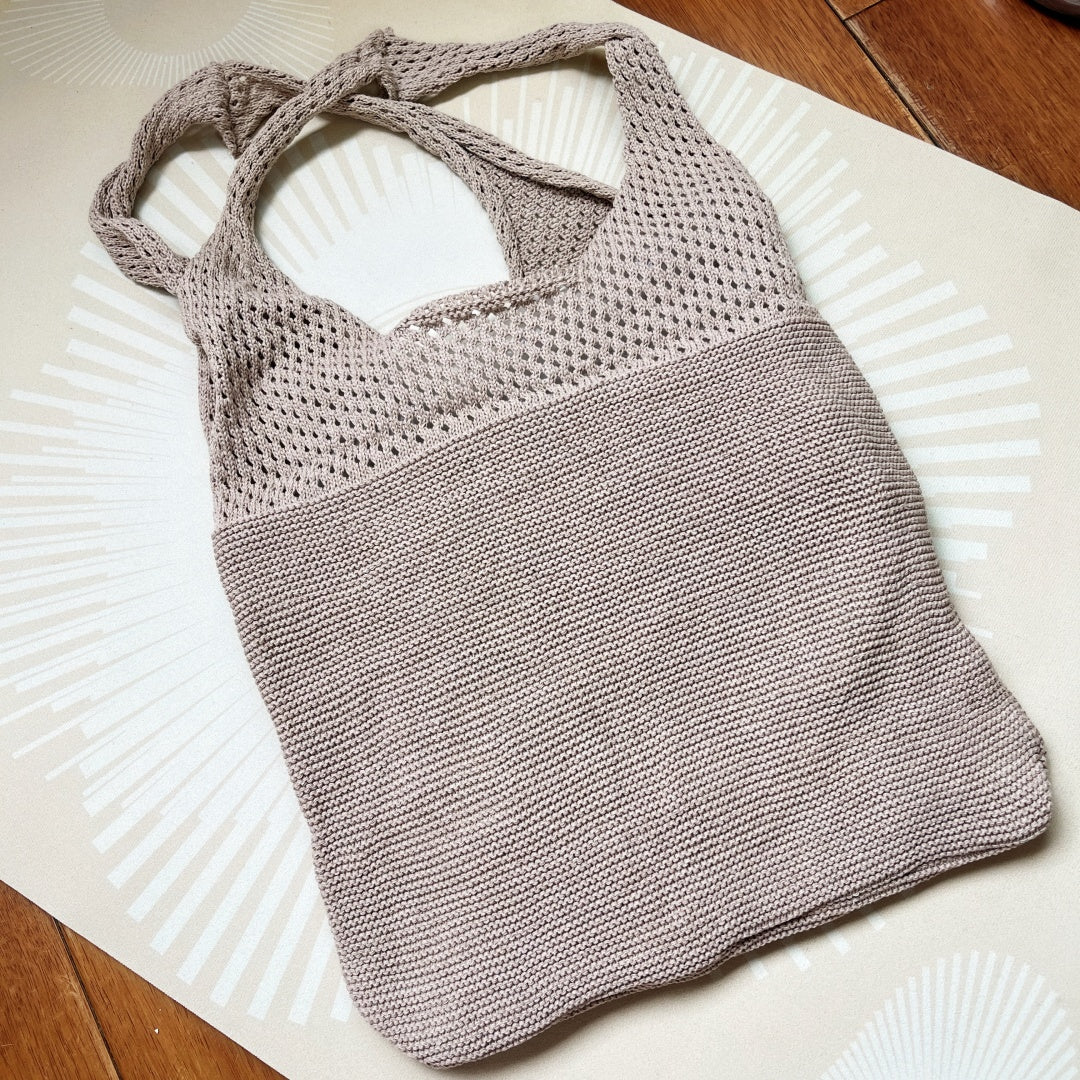 Women's Woven Cutout Knit Bucket Tote Bag N6J171