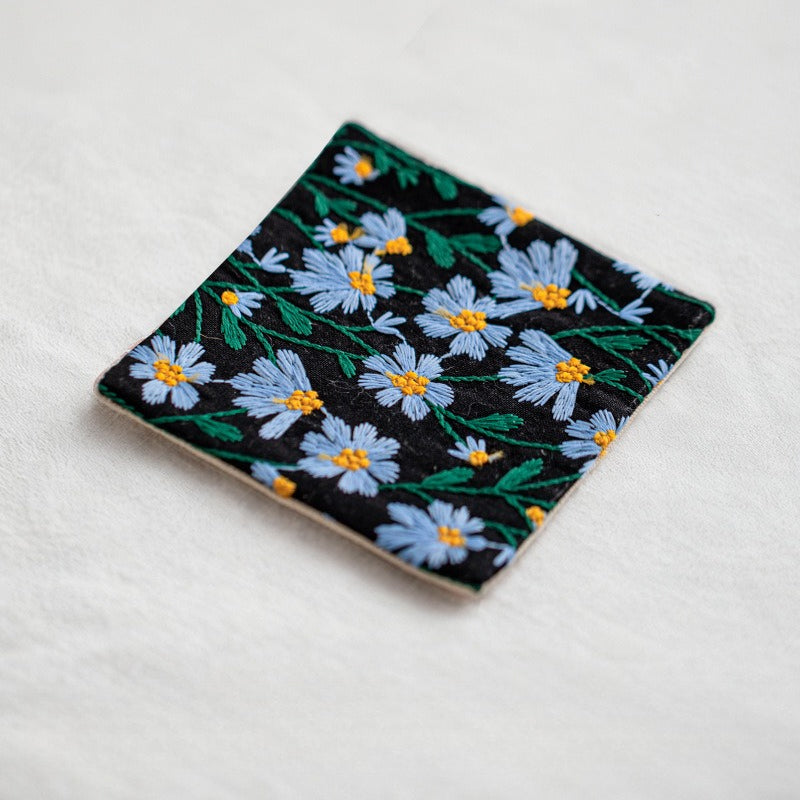 Square Embroidered Coaster Fabric Absorbent Table Mat N6G059