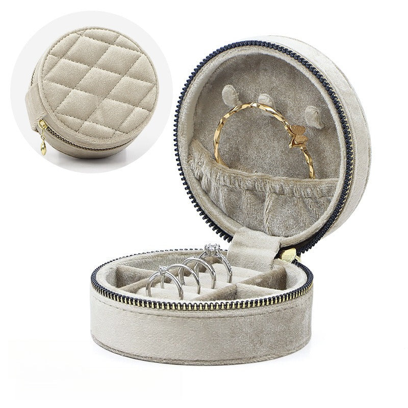 Round Oval Velvet Jewelry Box Portable Storage S5P950