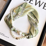Load image into Gallery viewer, Womens Pearl Magnetic Clasp Slim Scarf N6K256