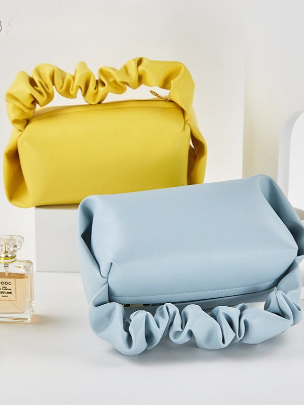 Pleated PVC Cloud Makeup Bag Women N6C069