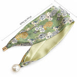 Load image into Gallery viewer, Womens Pearl Magnetic Clasp Slim Scarf N6K256