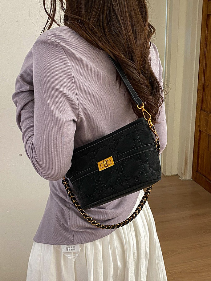 Quilted Pattern Shoulder Bag Women N6C022