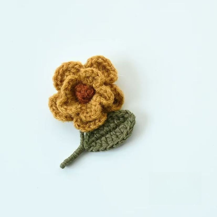 Handmade Crochet Brooch 3D Wool Flower Leaf Pin N6G014