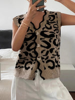 Load image into Gallery viewer, Leopard V Button Vest Lightweight Brown N5Z879