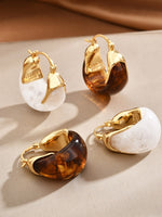 Load image into Gallery viewer, Retro Brown Resin U-Shape Cuff Earrings Women N6C065