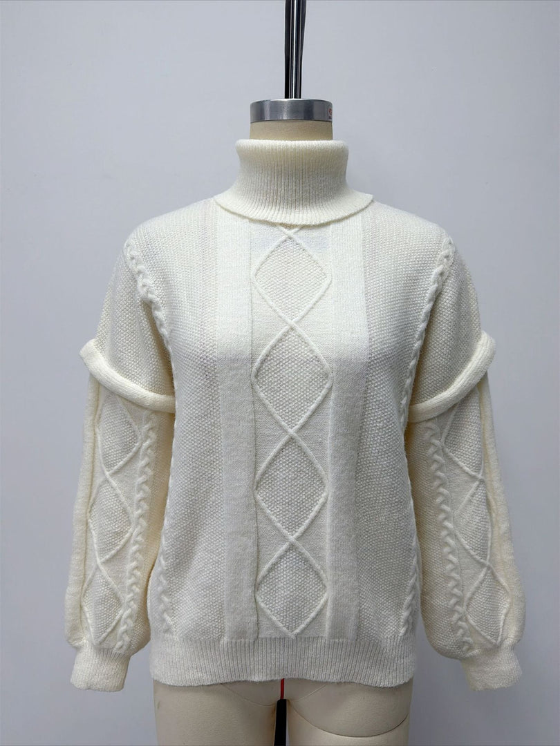Oversized Cable Knit Turtleneck Arctic Fleece Pullover N6G182