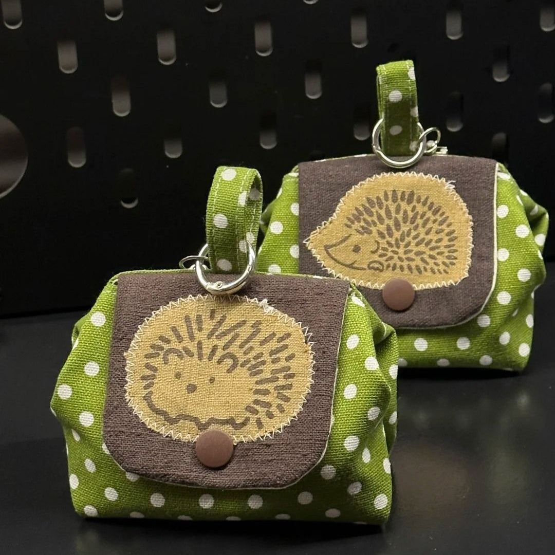 Hedgehog Embroidery Coin Purse Polka Dot Canvas Pouch N6G111