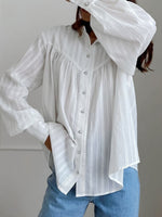 Load image into Gallery viewer, Simple Puff Sleeve Shirt Women N6C137