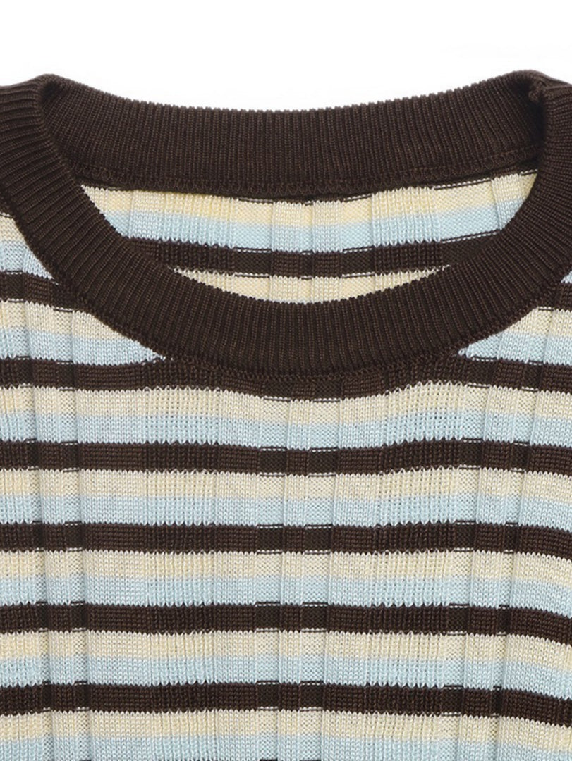 Striped Round Neck Cropped Flare Sleeve Sweater N6H297
