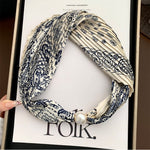 Load image into Gallery viewer, Magnetic Pearl Long Scarf Neck Warmer Women N6H112