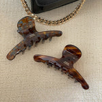 Load image into Gallery viewer, Caramel Tea Mint Dark Brown Arc Acetate Shark Clip S5P901