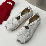 Load image into Gallery viewer, Retro Perforated German Trainers Women Flat Lace-Up N6H038