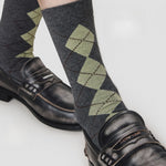 Load image into Gallery viewer, Color Block Seamless Diamond Retro Mid-Calf Socks White N6H019