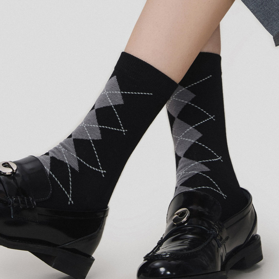 Color Block Seamless Diamond Retro Mid-Calf Socks White N6H019