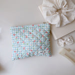 Load image into Gallery viewer, Quilted Check Print Pouch Cotton Canvas Horizontal S5P353