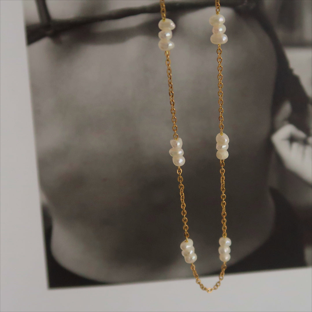 Natural Rice Pearl Minimalist Choker Necklace Women N6H173