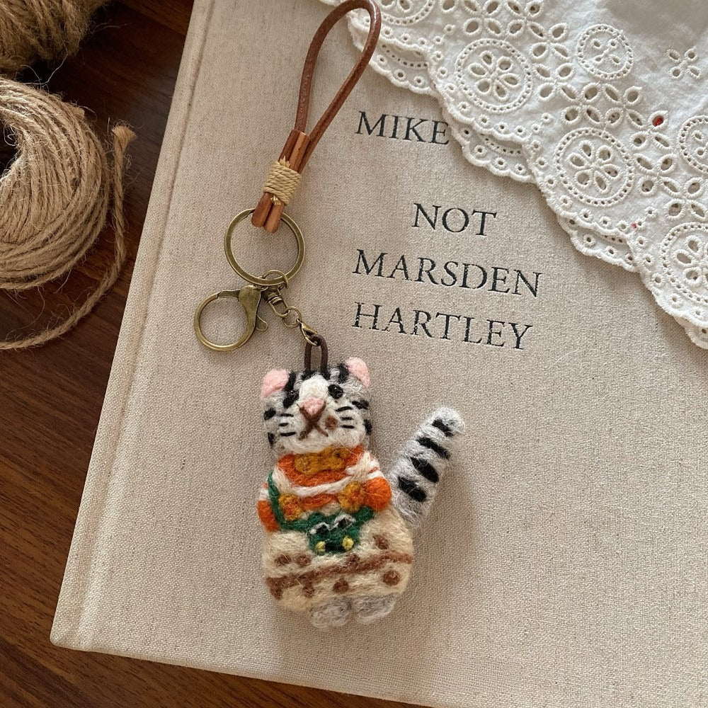 Nepal Handmade Wool Felt Animal Charm Keychain N6G036