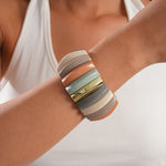 Load image into Gallery viewer, Womens Geometric Acrylic Circle Bracelet N6K002