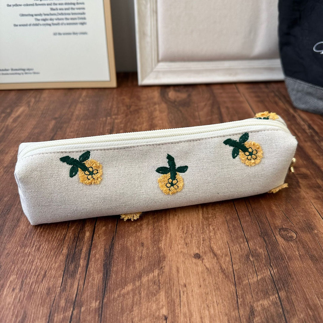 Embroidered Floral Canvas Pencil Case Makeup Bag N6F149
