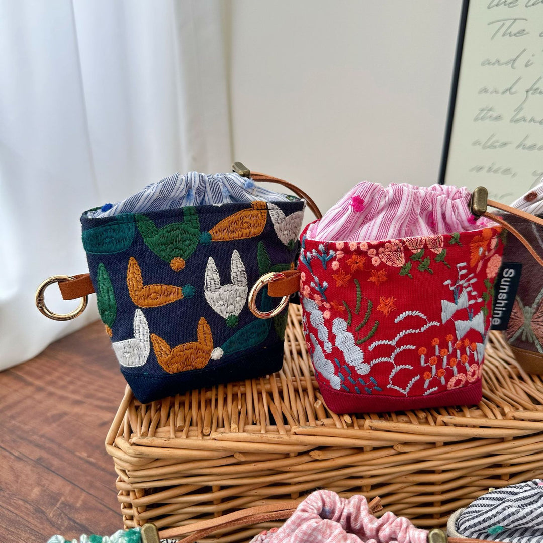 Heavy Embroidery Fabric Earphone Pouch Travel N6F175