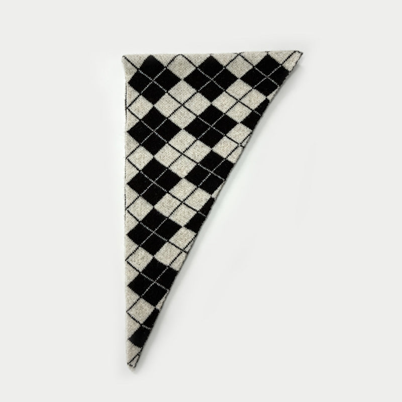 Women's Wool Blend Diamond Knit Triangle Scarf N6J124