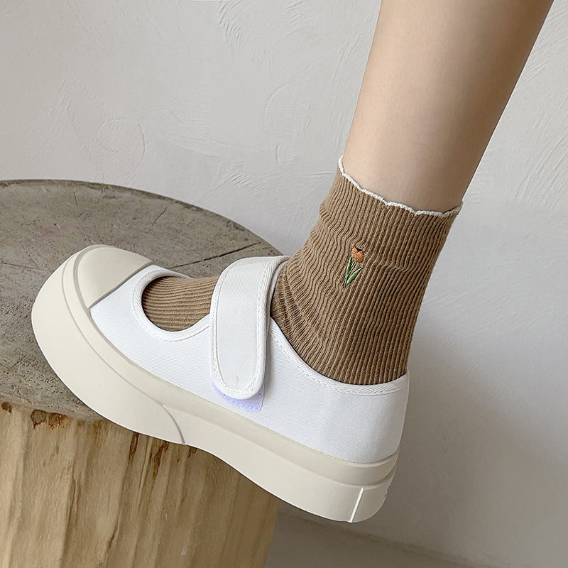 Lace Embroidery Cotton Mid-Calf Socks Women N6C154