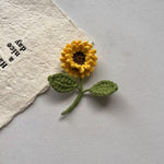 Load image into Gallery viewer, Womens Hand Crocheted Sunflower Brooch N6K309