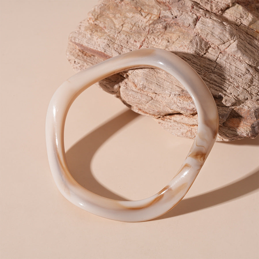 Acrylic Bangle Multi Plated Vintage Minimalist S5P068