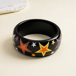 Load image into Gallery viewer, Womens Marbled Star Print Resin Bracelet N6K142