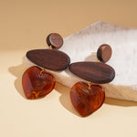 Load image into Gallery viewer, Resin Wood Drop Heart Round Silver Stud Earrings N6H090