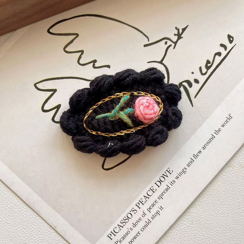 Womens Handmade Knit Rose Hair Clip N6K314