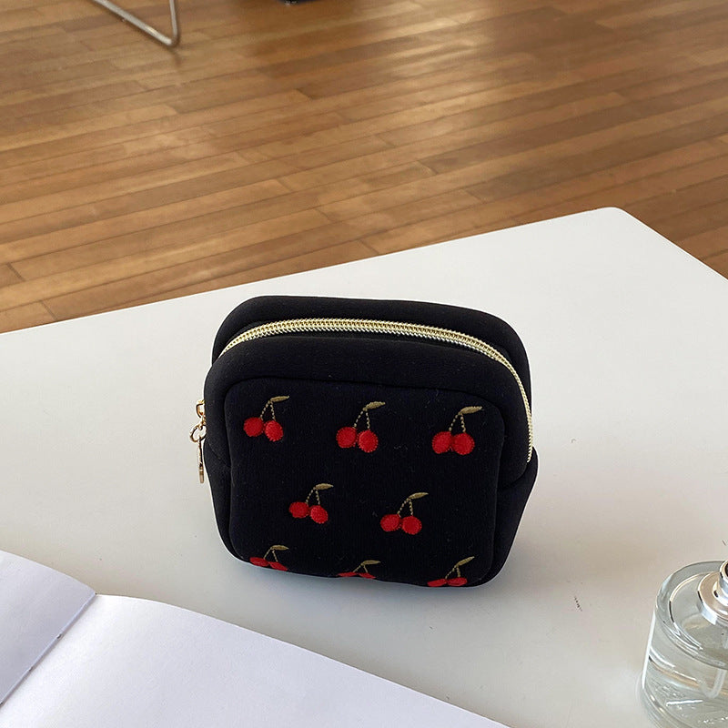 Cherry Embroidered Polyester Jewelry Pouch N6J276